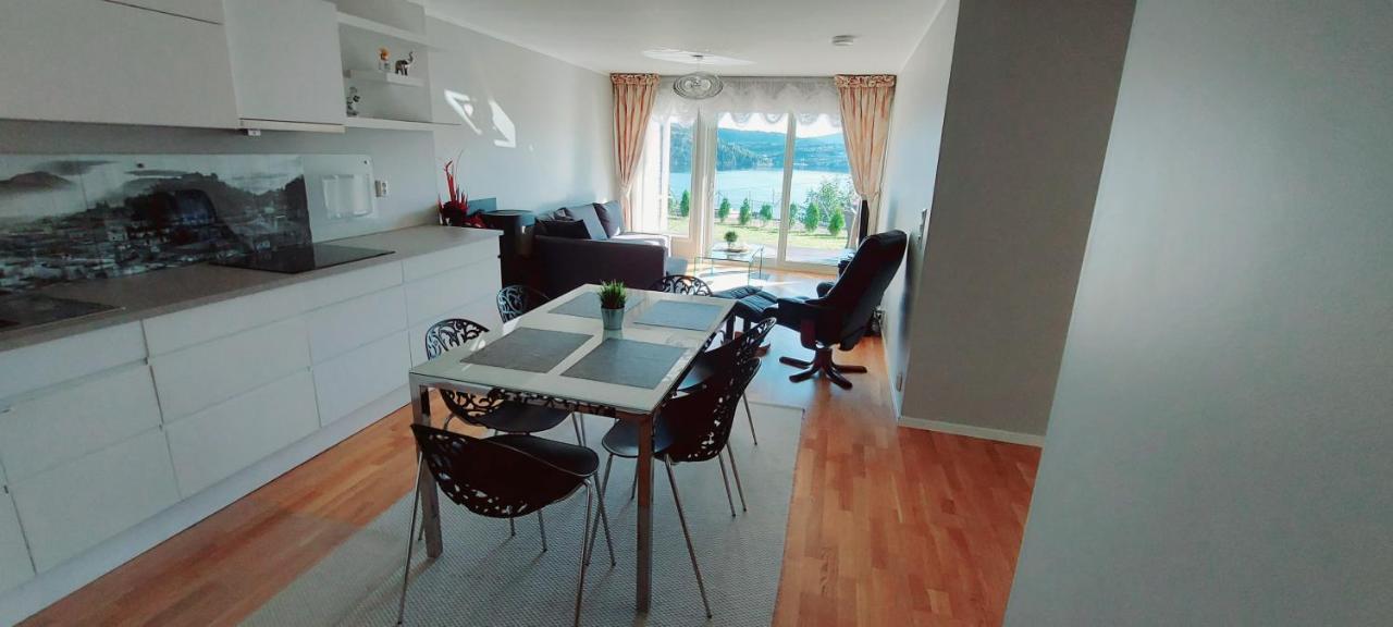 ברגן Bjornestrand Fjordside View מראה חיצוני תמונה