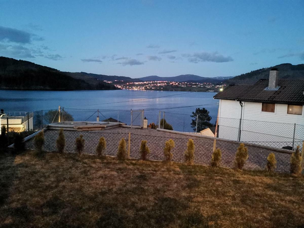 ברגן Bjornestrand Fjordside View מראה חיצוני תמונה